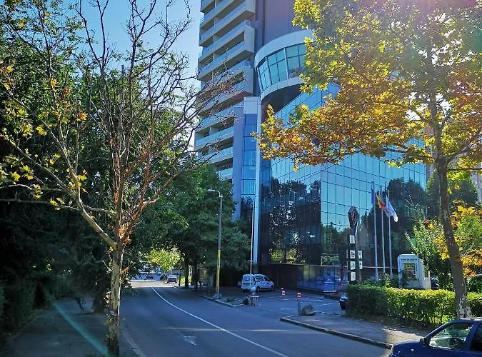 Apartament Rooftop With Large Harbor View Terrace Constanţa