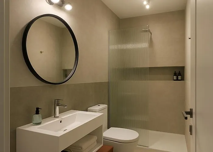 Rooftop With Large Harbor View Terrace Апартаменти Констанца